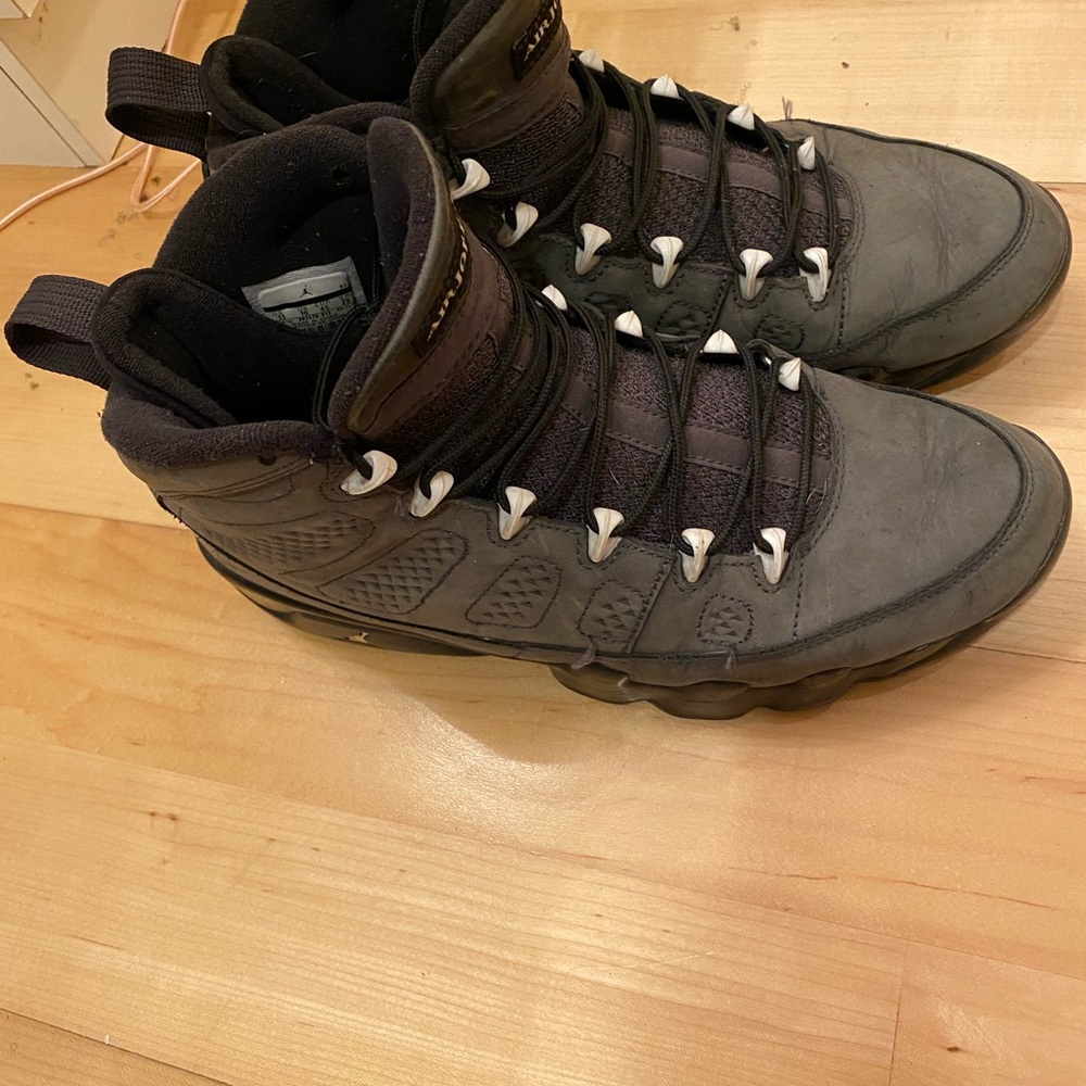 Jordan 9 Anthracite